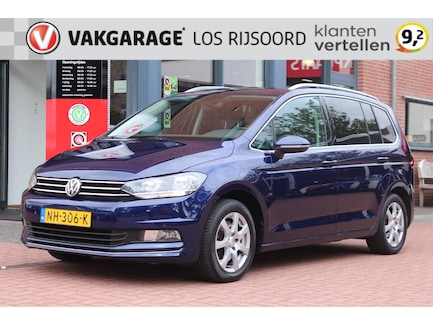 Volkswagen Touran 0
