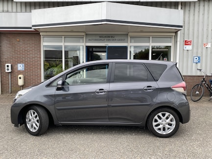Toyota Verso-S 0