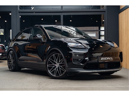 Porsche Macan 0