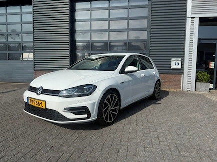 Volkswagen Golf 0