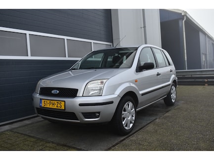 Ford Fusion 0