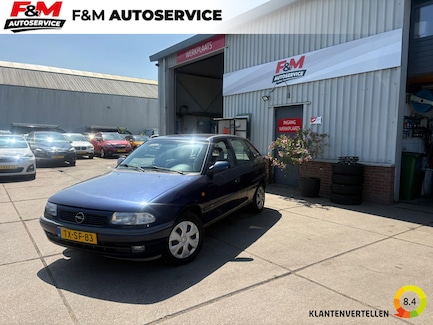 Opel Astra 0