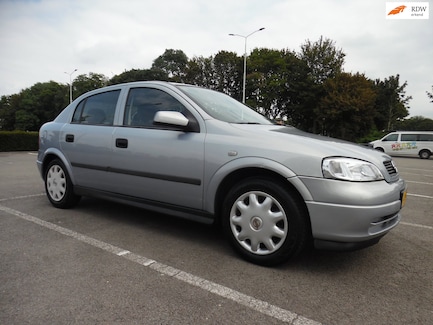 Opel Astra 0