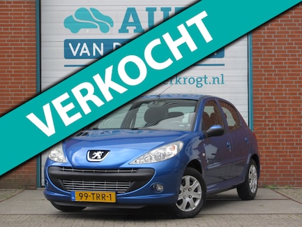 Peugeot 206+ 0