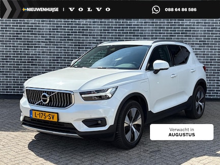 Volvo XC40 0