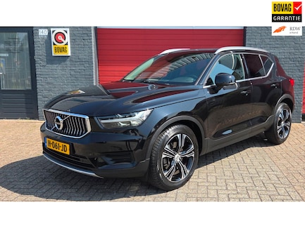 Volvo XC40 0