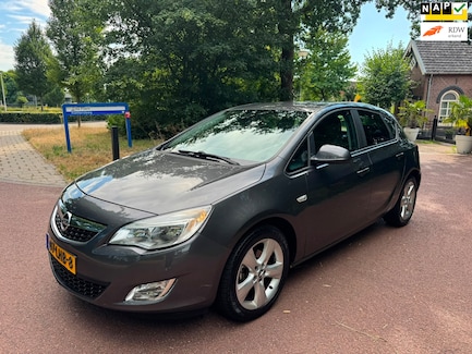 Opel Astra 0