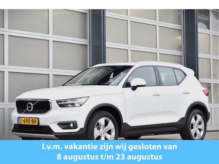 Volvo XC40 0