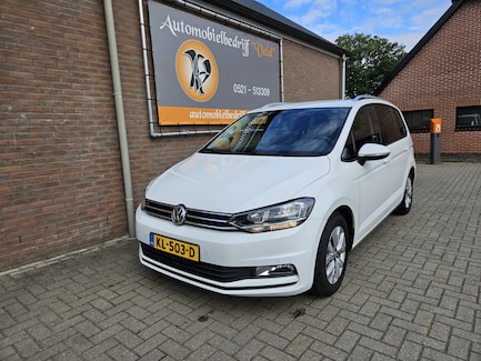 Volkswagen Touran 0
