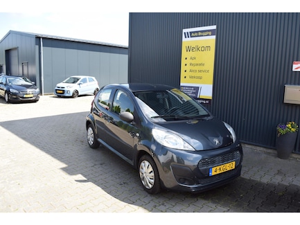 Peugeot 107 0