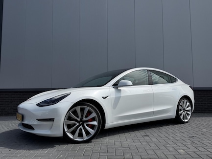 Tesla Model 3 0