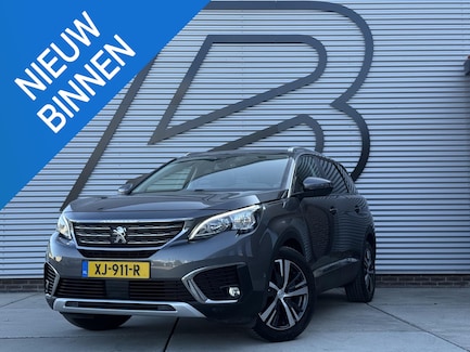 Peugeot 5008 0