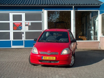 Toyota Yaris 0