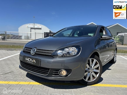 Volkswagen Golf 0