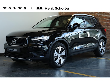 Volvo XC40 0