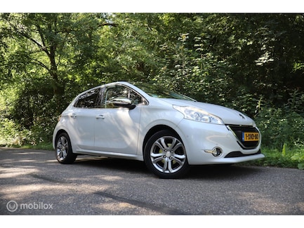 Peugeot 208 0