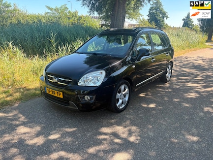 Kia Carens 0