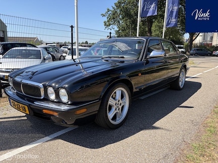 Jaguar Sovereign 0