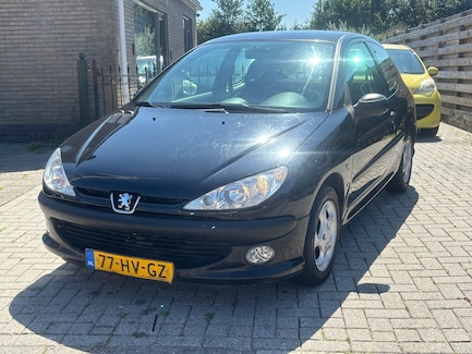 Peugeot 206 0