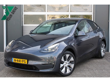 Tesla Model Y 0