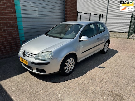 Volkswagen Golf 0