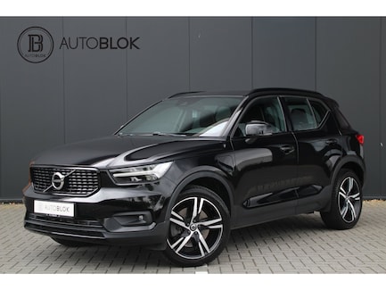 Volvo XC40 0