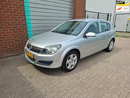 Opel Astra 0