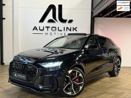 Audi RS Q8 0