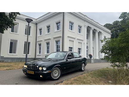 Jaguar XJ 0