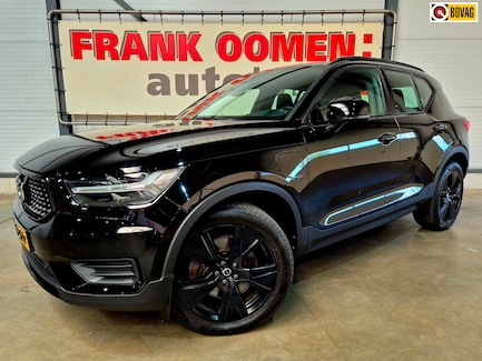 Volvo XC40 0