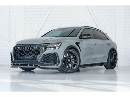 Audi RS Q8 0