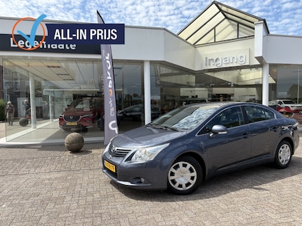 Toyota Avensis 0