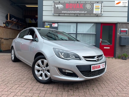 Opel Astra 0