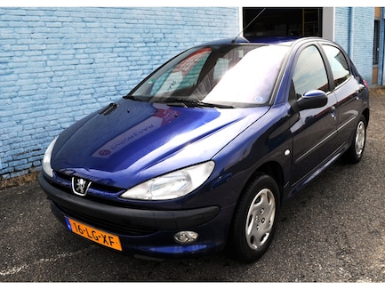 Peugeot 206 0