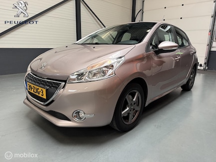 Peugeot 208 0