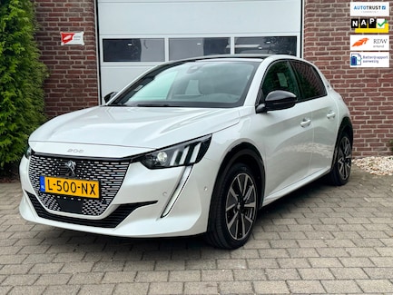 Peugeot e-208 0