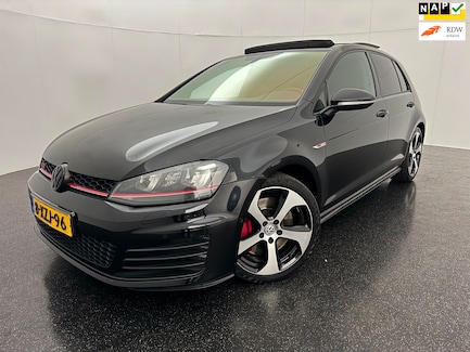 Volkswagen Golf 0