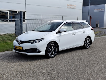 Toyota Auris 0