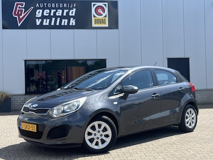 Kia Rio 0