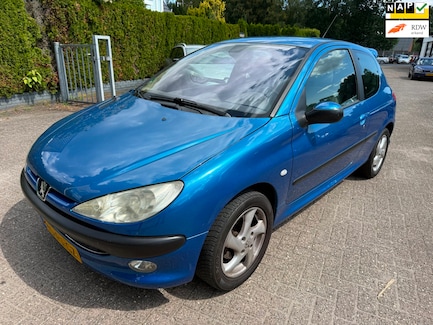 Peugeot 206 0