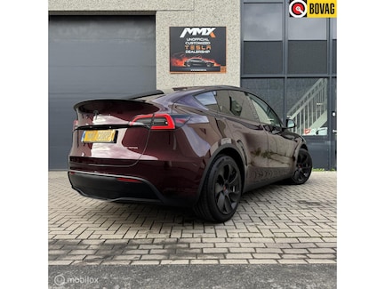 Tesla Model Y 0