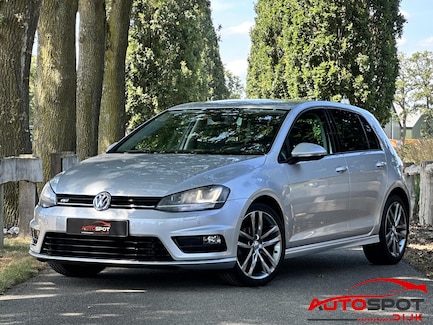 Volkswagen Golf 0