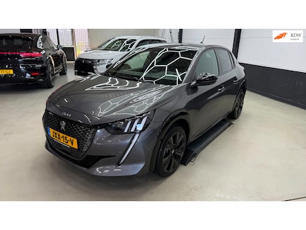 Peugeot 208 0