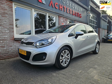 Kia Rio 0