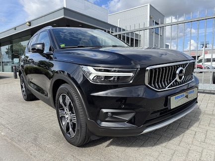 Volvo XC40 0