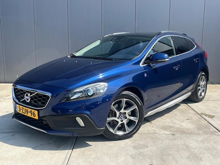 Volvo V40 Cross Country 0