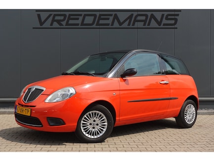 Lancia Ypsilon 0