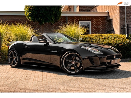 Jaguar F-Type 0