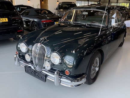 Jaguar MK II 0