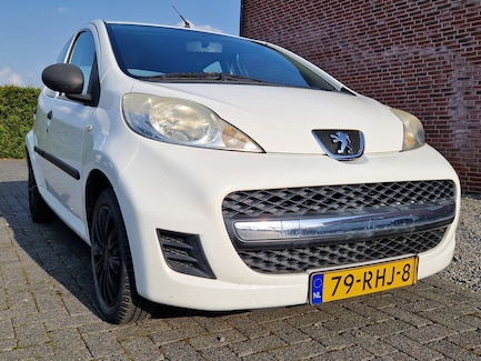 Peugeot 107 0